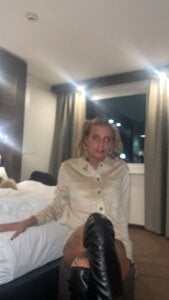 Zungenlolly_quinn Hier ist zungenlolly_quinn 🍭😈 Süß im Look… gefährlich im Kopf 🔥 圖片 9