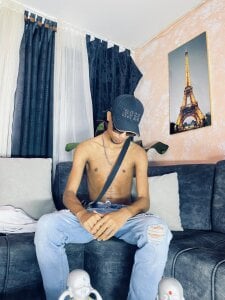 MAICOL👾😈 de DesiresOfOlympus_  4 photos