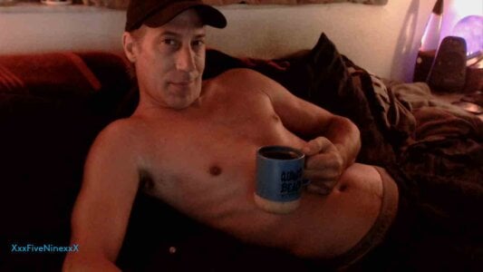 Public od XxxFive-NinexxX  snímek