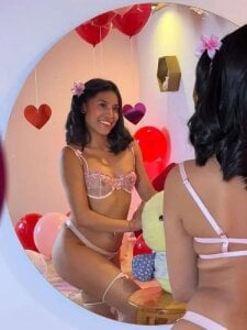 celeste_stonnes Me 😏 Hình 2