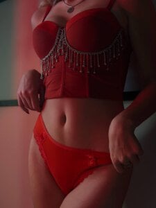 Susan_Mimi mm red corset😈 Pic