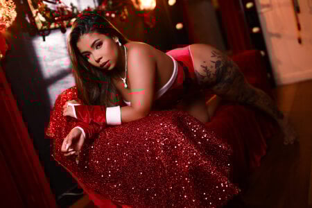 nahomiidasilva_ Miss Claus🎄 Pic 5