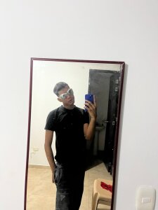 Lewis_hotboy Public slika