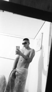 lhians Public зображення