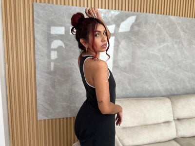 LiaVelez The elegance of saying little... Pic 3