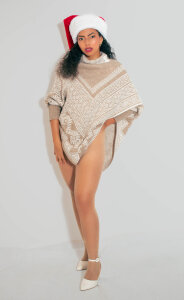 Arianoova Holiday Glow Pic