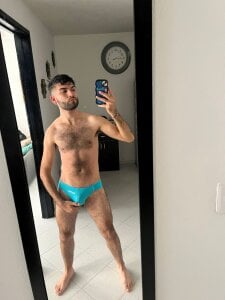 juan_hairy Public 圖片