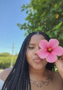 hotkittyebony Blooming like a flower 🌸 Pic