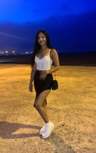 LondonKimXX new Poză