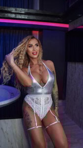 Nicol2Naya 💋 Divine beauty with a naughty soul 😈 Lace, curves & endless fantasies 🔥 圖片 9