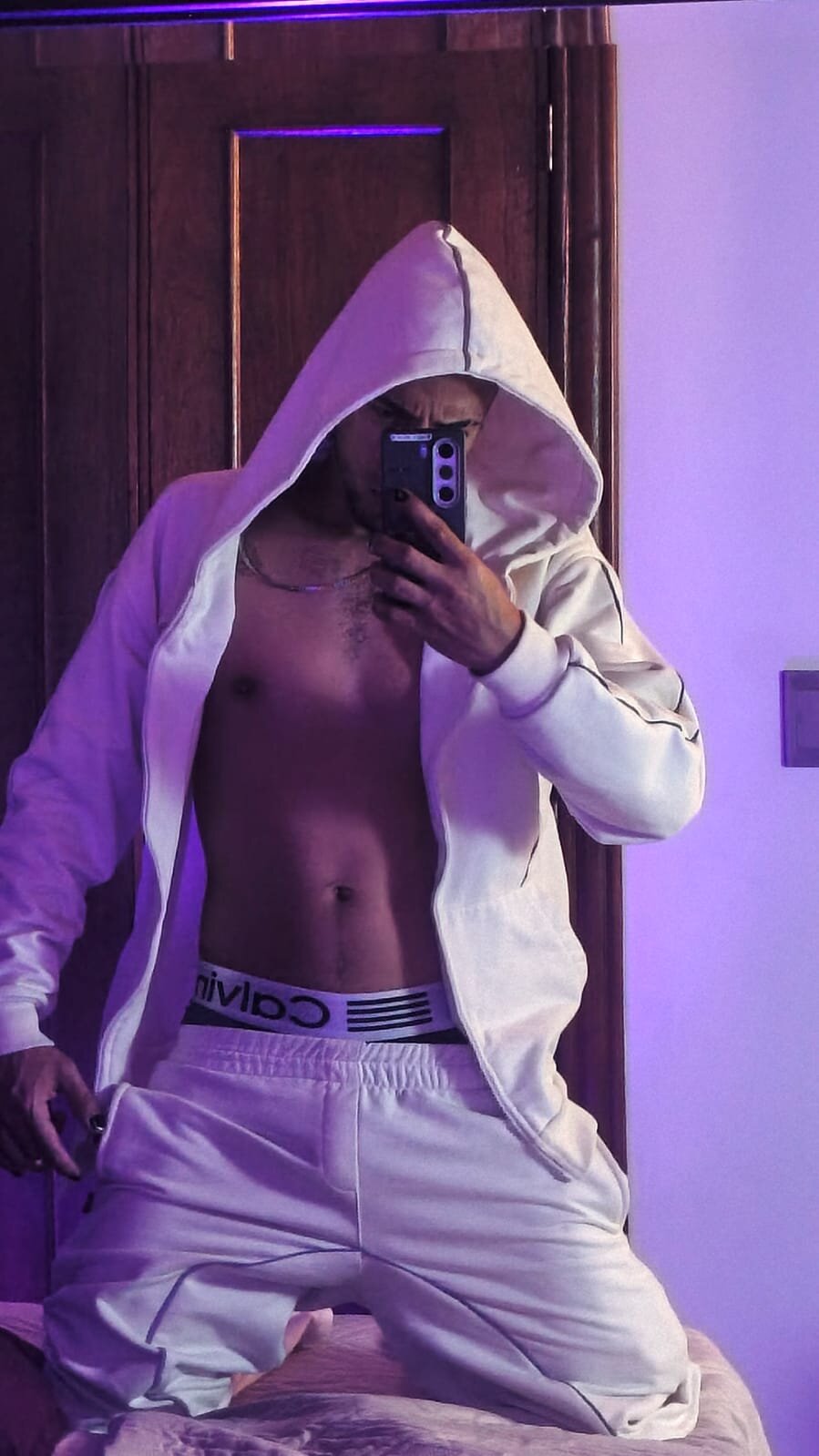 DrakeNeumann Právě oblíbené foto 6075