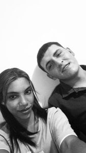 ginebra_n_yan exploring love Immagine  3