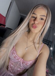 Taylor_Saru09 Public Pic 7