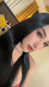 HollyTamara Public Pic 2