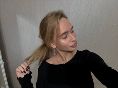 LornaBuffkin dyed for myself Pic 2