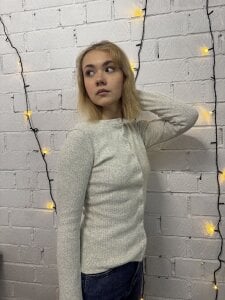 NellyOki Public Pic 4