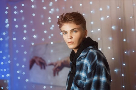 Justin_Horn Public Pic 4