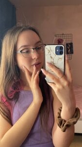 LisaSmiths Home girl :) Pic 4