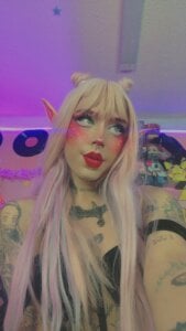 Bonnie_Yoshida_ Public Pic 2