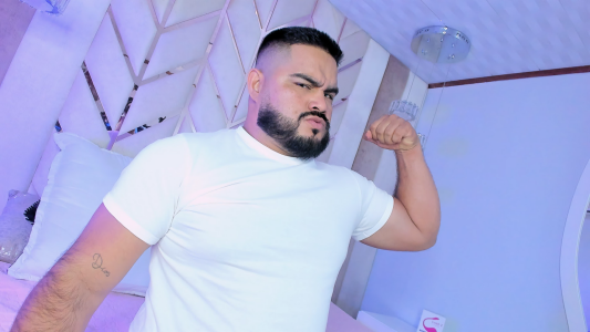 MichaelBear_ BEAR WEARS WHITE 🐻🤍 Foto 2