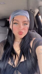 ashely_7 Public Pic 3