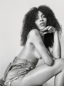 _Larabbitxx 💎 BlackandWhite 💎 Pic 6