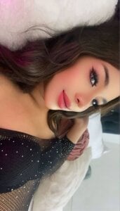 CharlotteMavis sexy face Pic