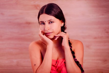 navya__ Public Foto 5