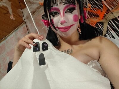 Kitty_Melodi pink clown🤡🌹 Pic 2