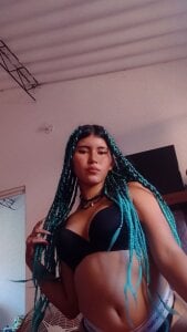 Luna_Jonees Public Pic 4