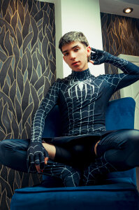 Demian_Milersのspider demian 🕷の枚の写真