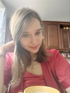 NisamArim Feeling myself in red Pic 4