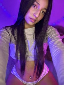 megann_scot: Me❤️ ( 4 фото)