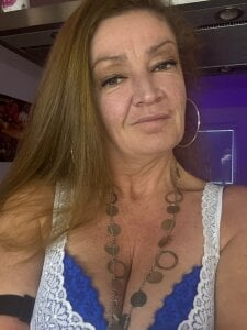 gabi-milf Public Pic 4