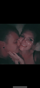 T-MarriedAndMessy-K Public Foto 3