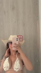 SweetJunne I wanna travel with u🫧 Pic