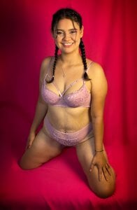 AnniHOTKitty