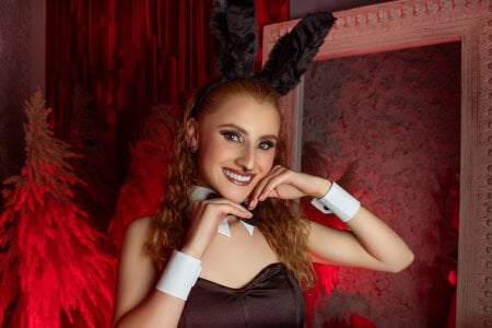 "Between Ears and Moans" 🖤 - I'm not tender... I just know how to fake it well. de Odette_bulgari  2 photos