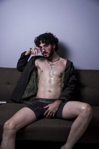 Mike_Parkerr I'm burning, come with me Pic 3