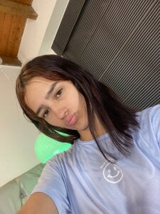 MelodyMansson Good morning, sweetheart ☀️💫 I’m live from 8:30 a.m. to 3:30 p.m., ready to warm your day with my s Pic 3