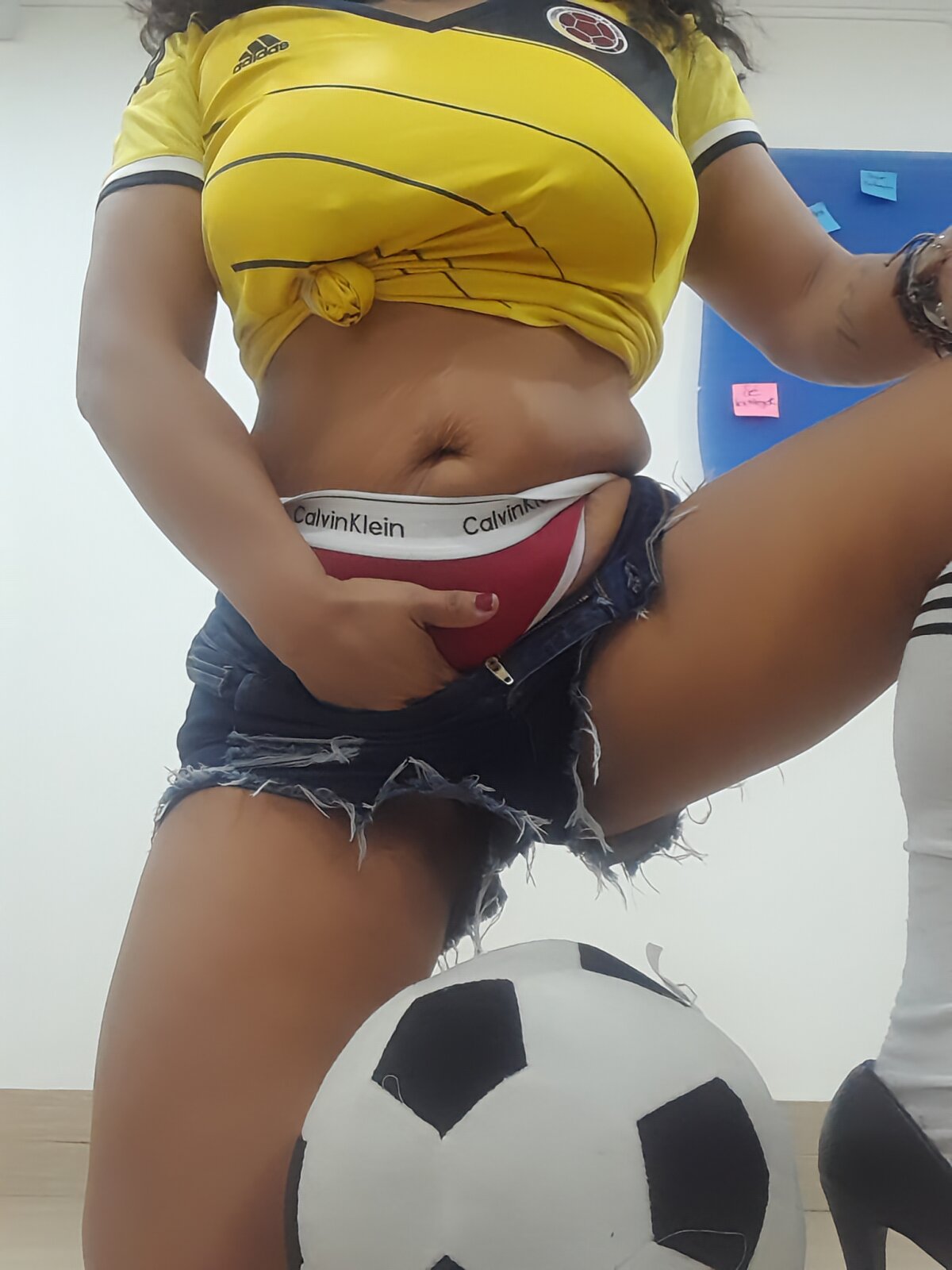 ScarlettGreen_ immagine di tendenza 8837