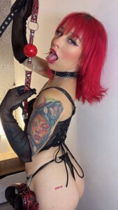 AbellaFox_ Do you want to dominate me? Pic