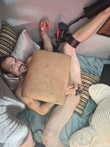 GasifiedCrown Hot and sexy Pic