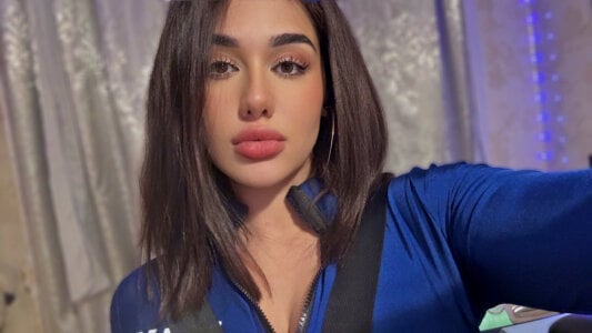 AlisiaRose Public Hình 2