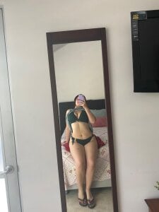 sofia_carvajal Know me Pic