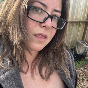 Naomi_Blaire Public Pic 4