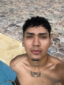 andrew_andy1 Public Pic 4