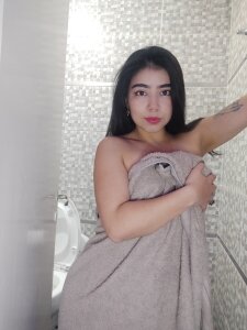 Eliza_Blue Take a Shower 😋💦 Foto 2