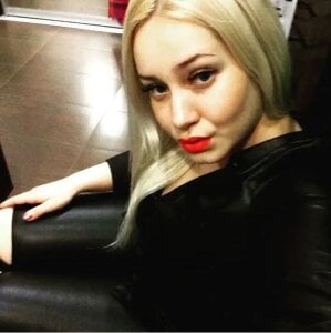 ManishaKat Public Pic 6