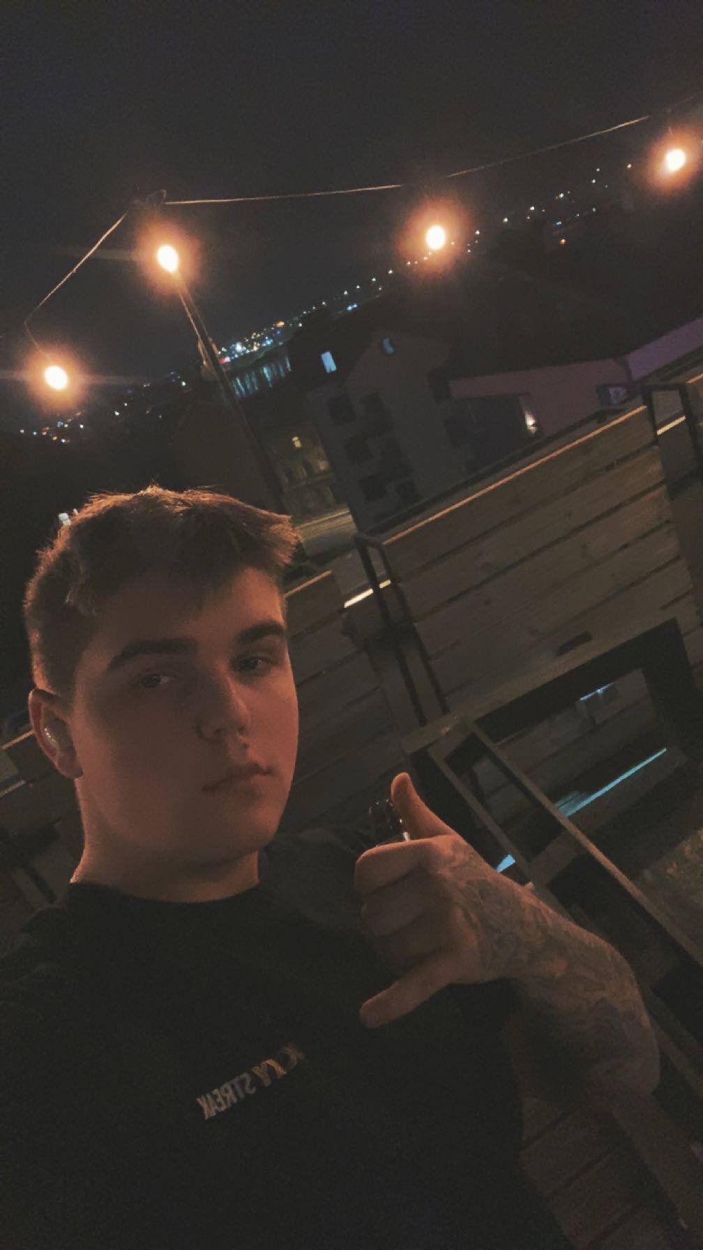 Jackson_Teele Trending Pic 8955